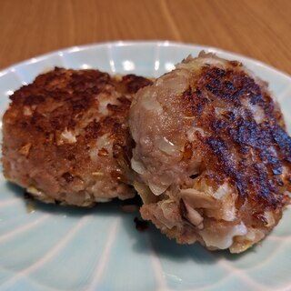 ふっくら！高さも！野菜いっぱいハンバーグ